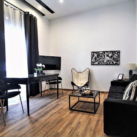 Neo Luxury Suite Athena Bagian luar foto